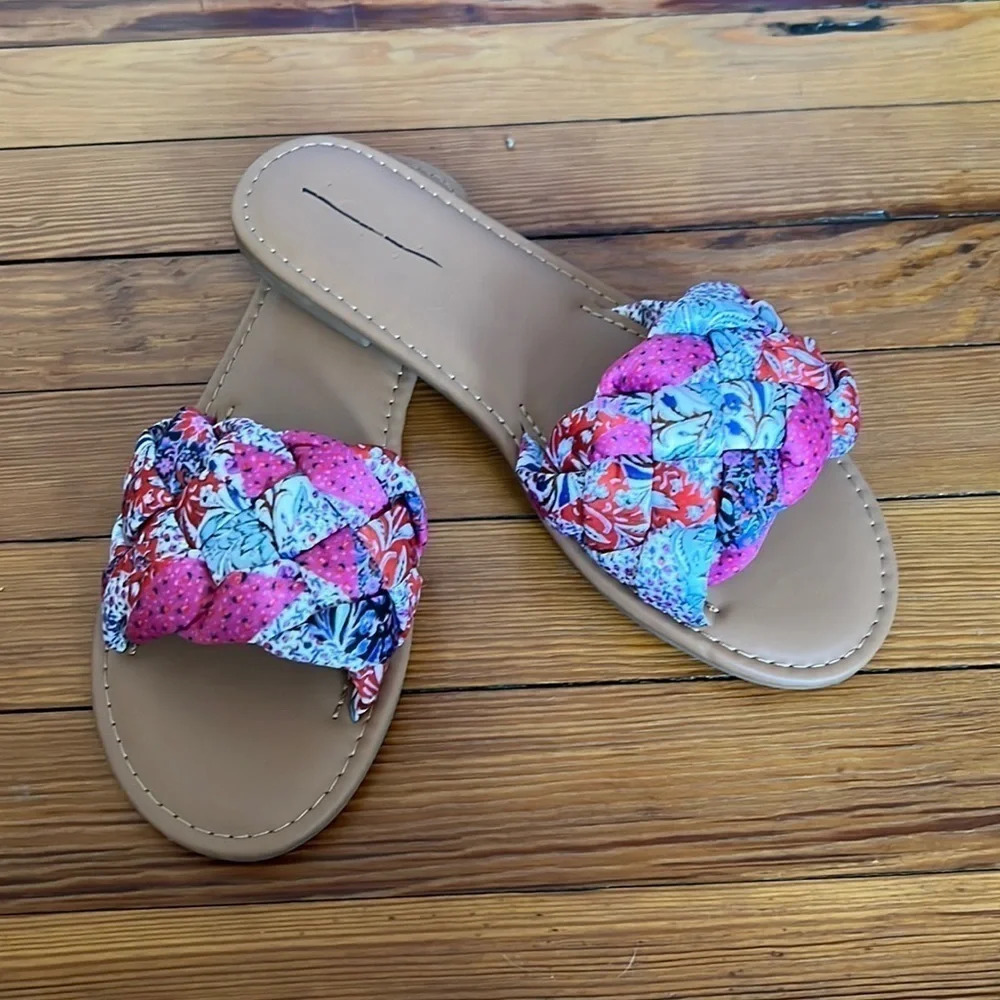 LOFT Sandals